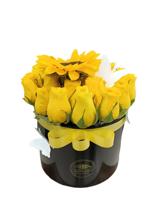 Rosas Amarillas y Girasoles