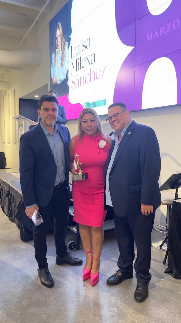 Reconocimiento a Vanessa Salazar: Celebrando el Espíritu Emprendedor de las Mujeres