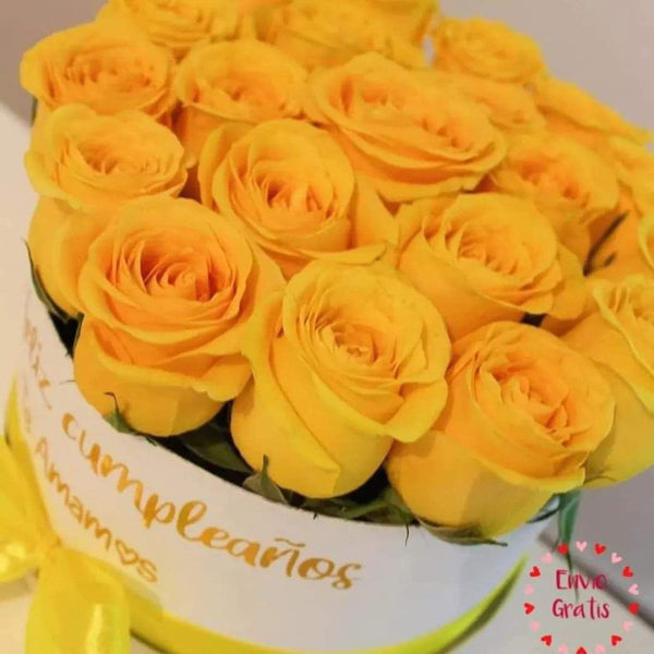 Yellow Roses in a Luxurious Round Box