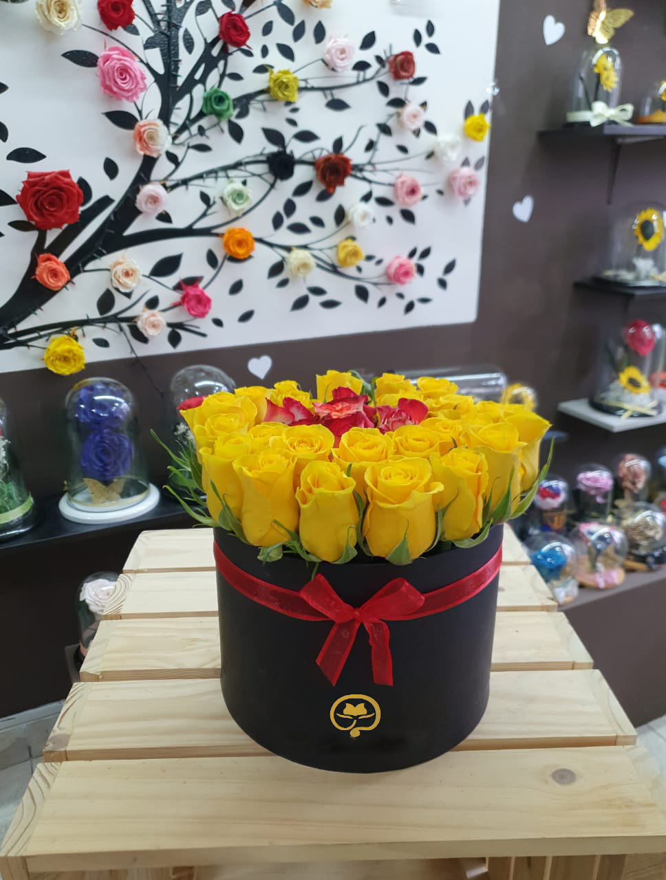 Two Dozen Roses in a Round Box - Yellow