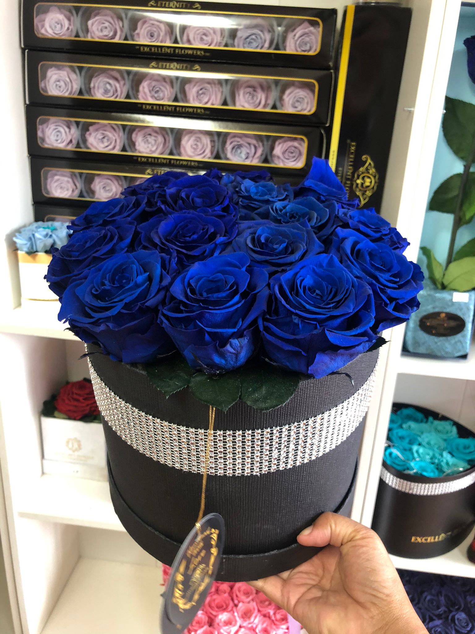 Special Royal Blue Roses box