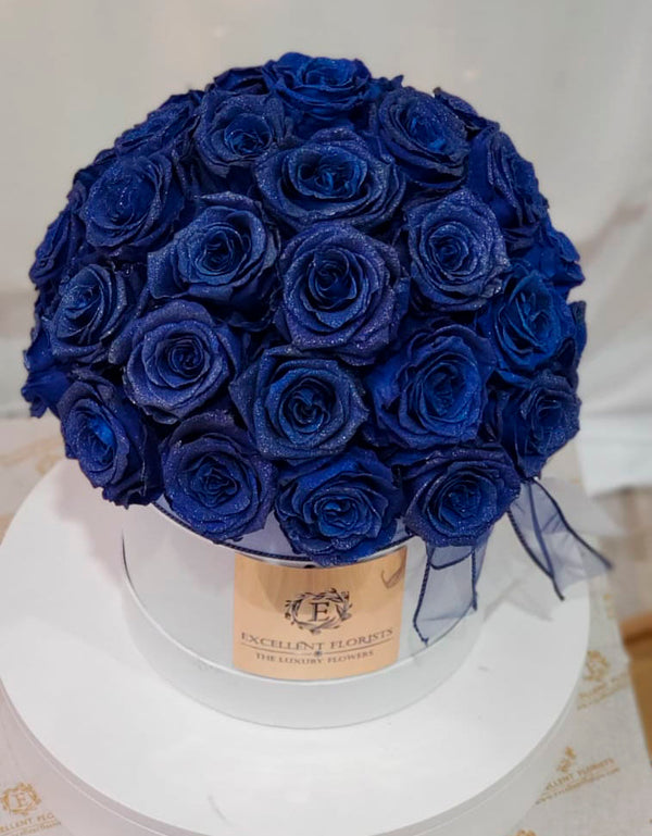 Blue Pearl Preserved Roses in a Round box